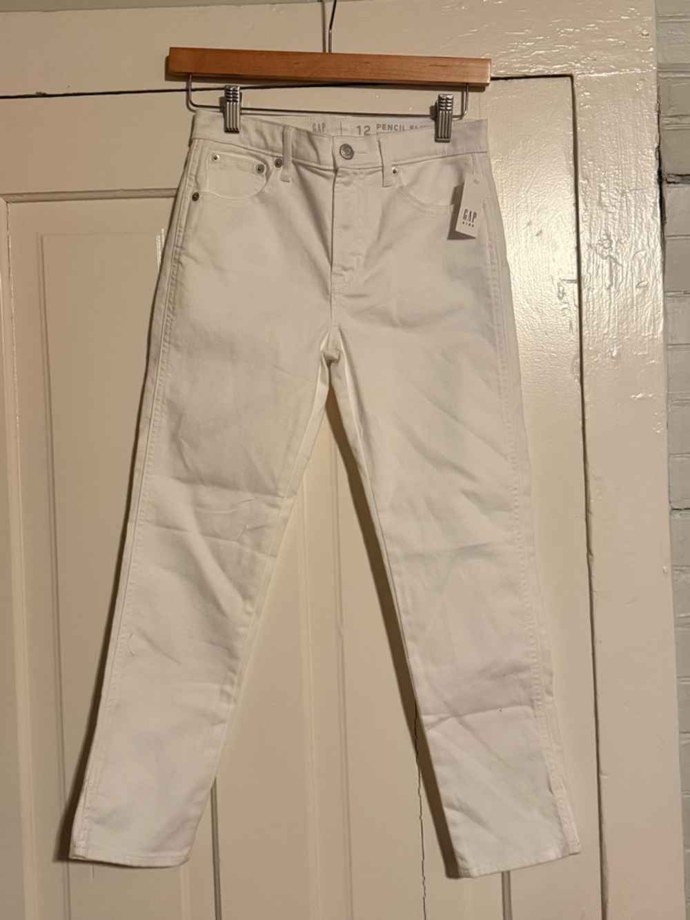 GAP White Jeans with Button Detail
